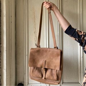 -ROOTS CONVERTIBLE BACKPACK-